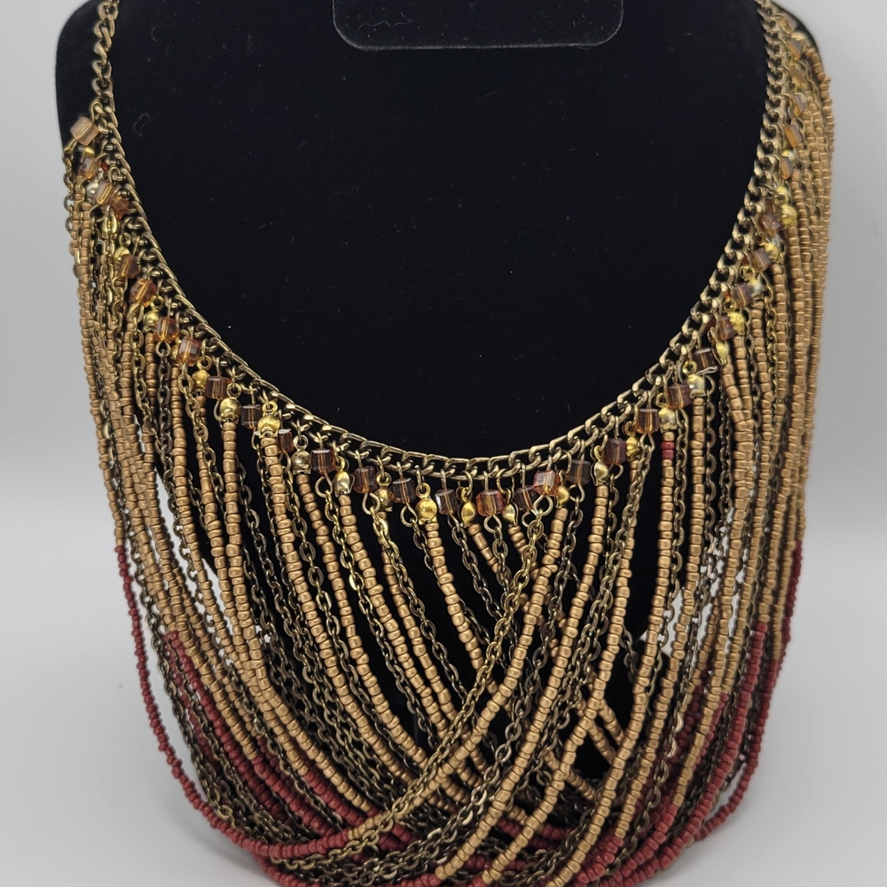 Elegant Multicolor Beaded Necklace